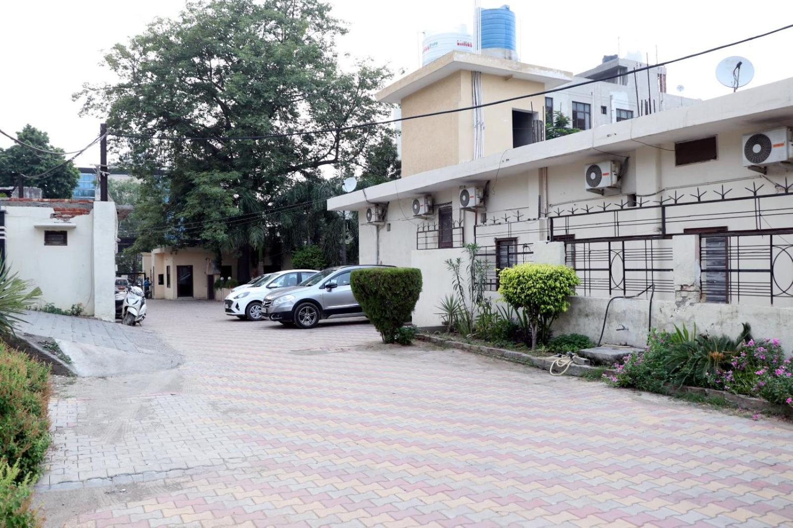 Sheela Stays Ludhiana Exterior photo